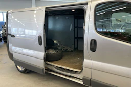 Harmaa Renault Trafic 2008 kuva 16.