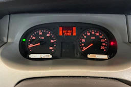 Harmaa Renault Trafic 2008 kuva 21.
