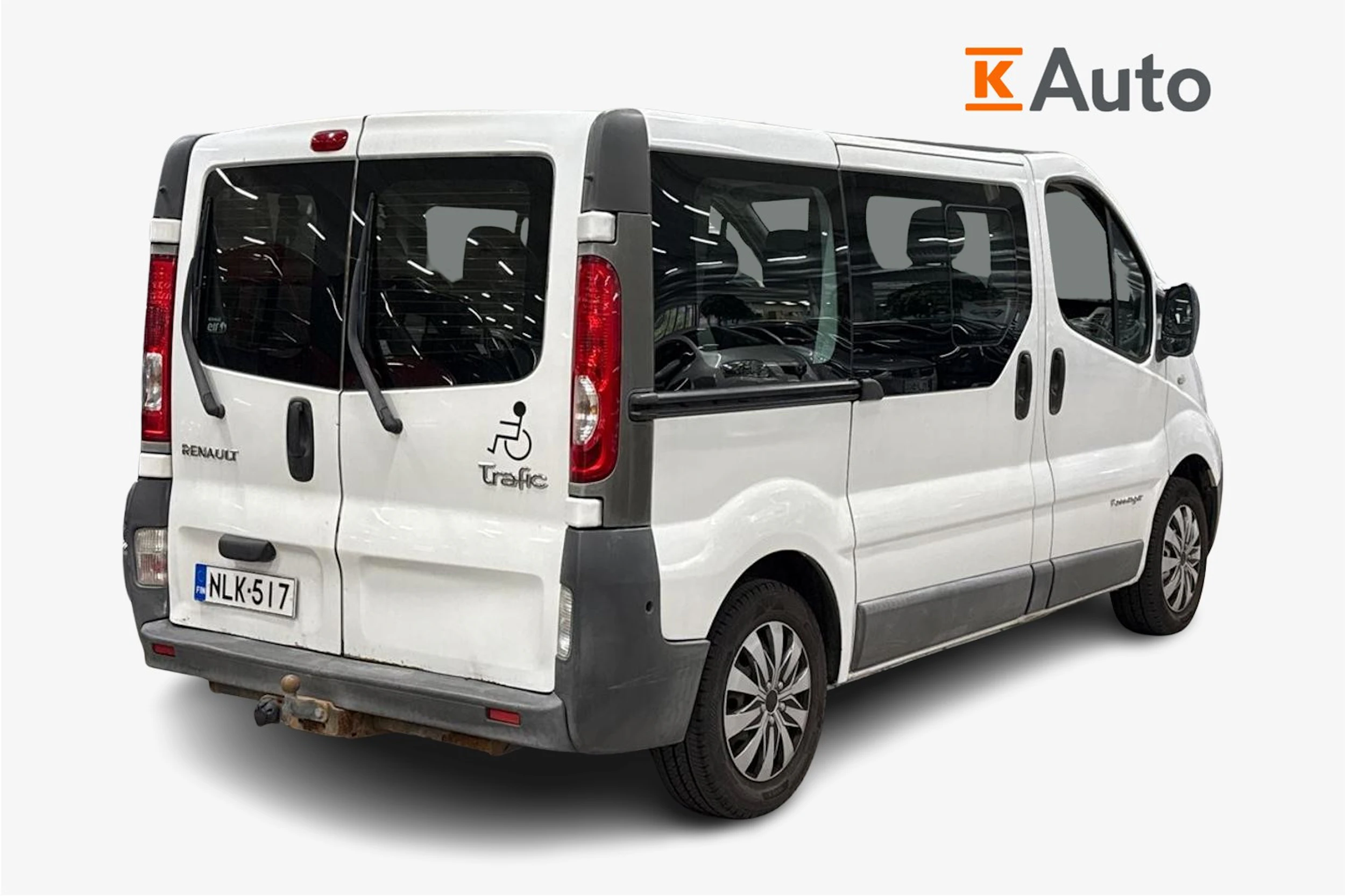 Valkoinen Renault Trafic 2008 kuva 2.