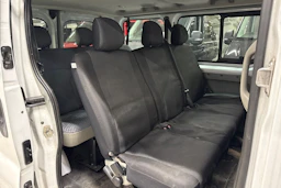 Valkoinen Renault Trafic 2008 kuva 4.