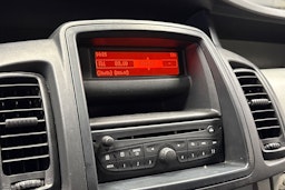 met. sininen Renault Trafic 2014 kuva 17.