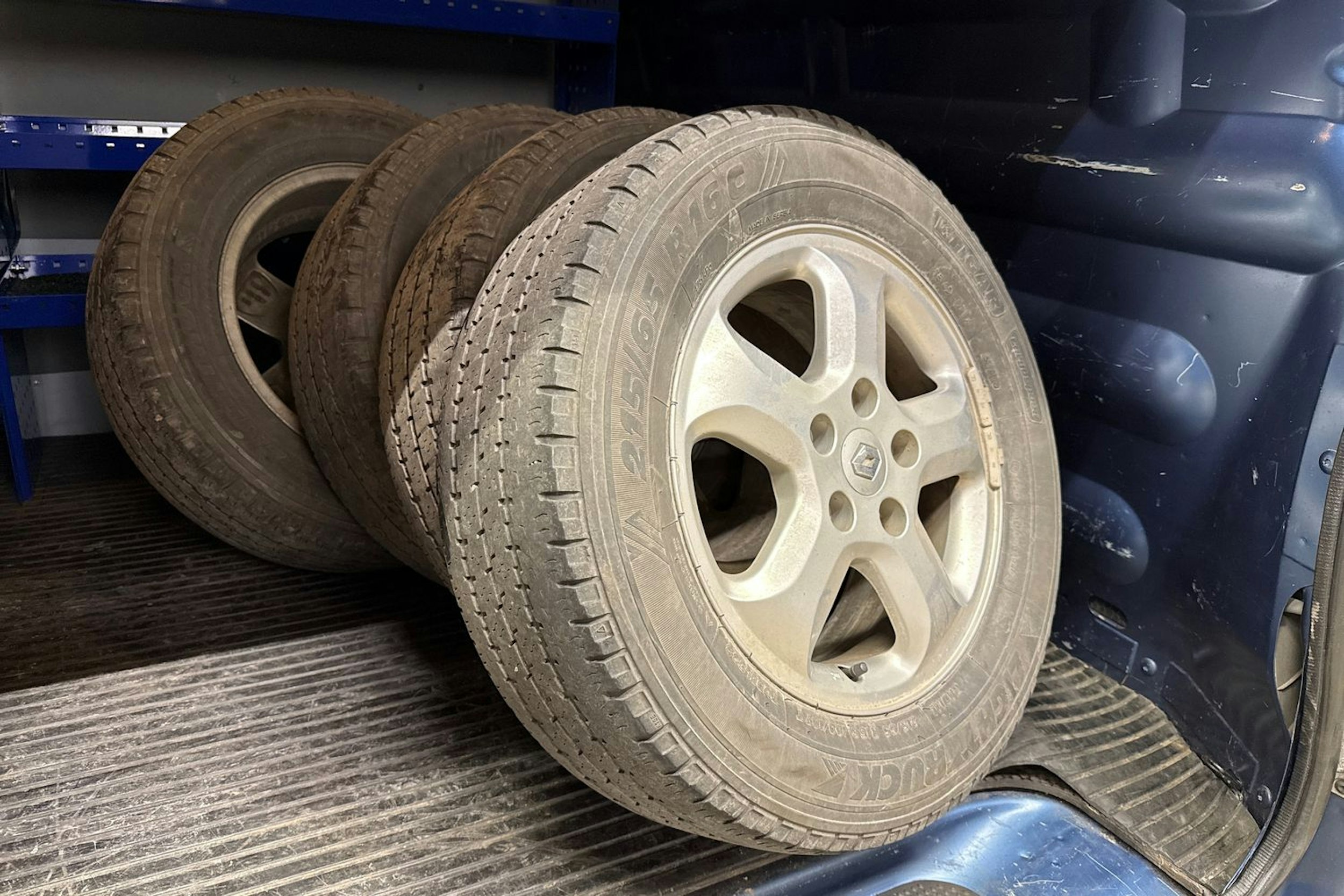 met. sininen Renault Trafic 2014 kuva 20.