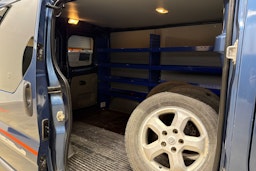 met. sininen Renault Trafic 2014 kuva 21.