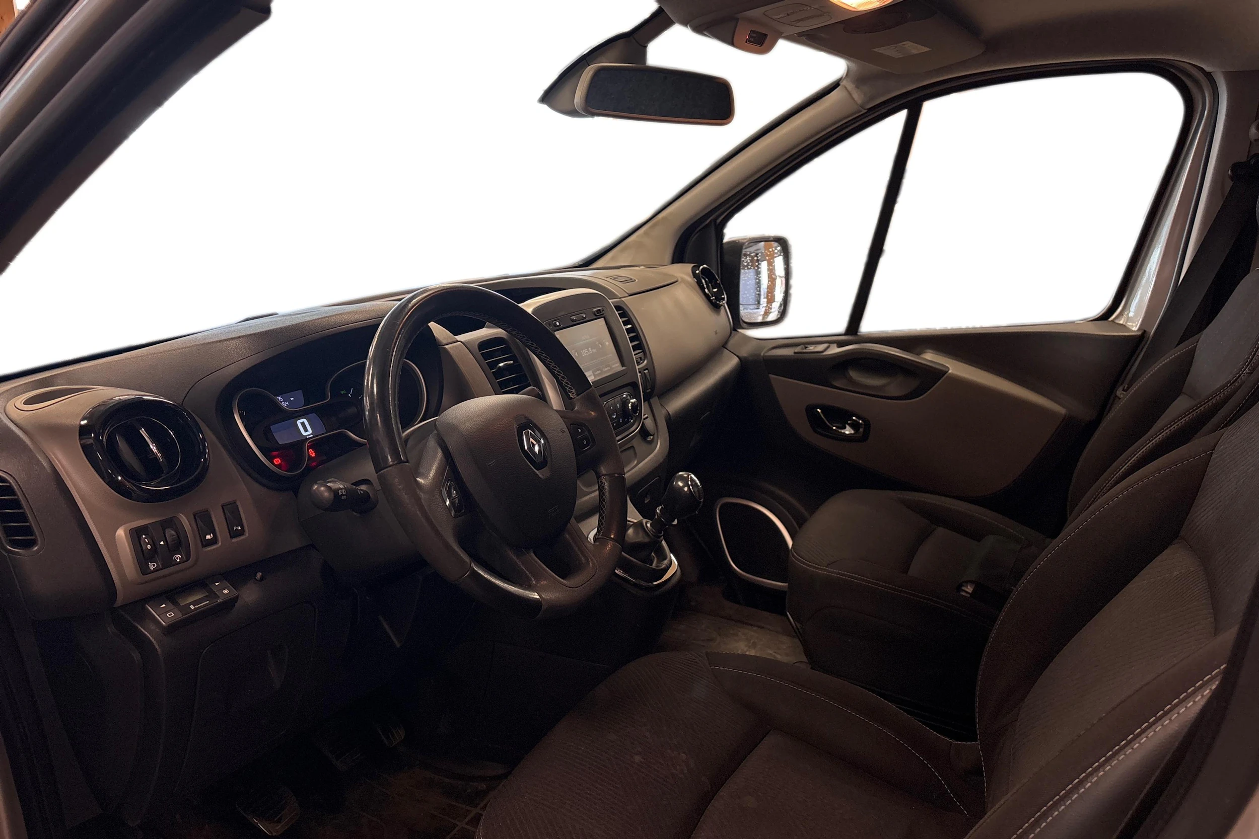 Hopea Renault Trafic 2015 kuva 3.