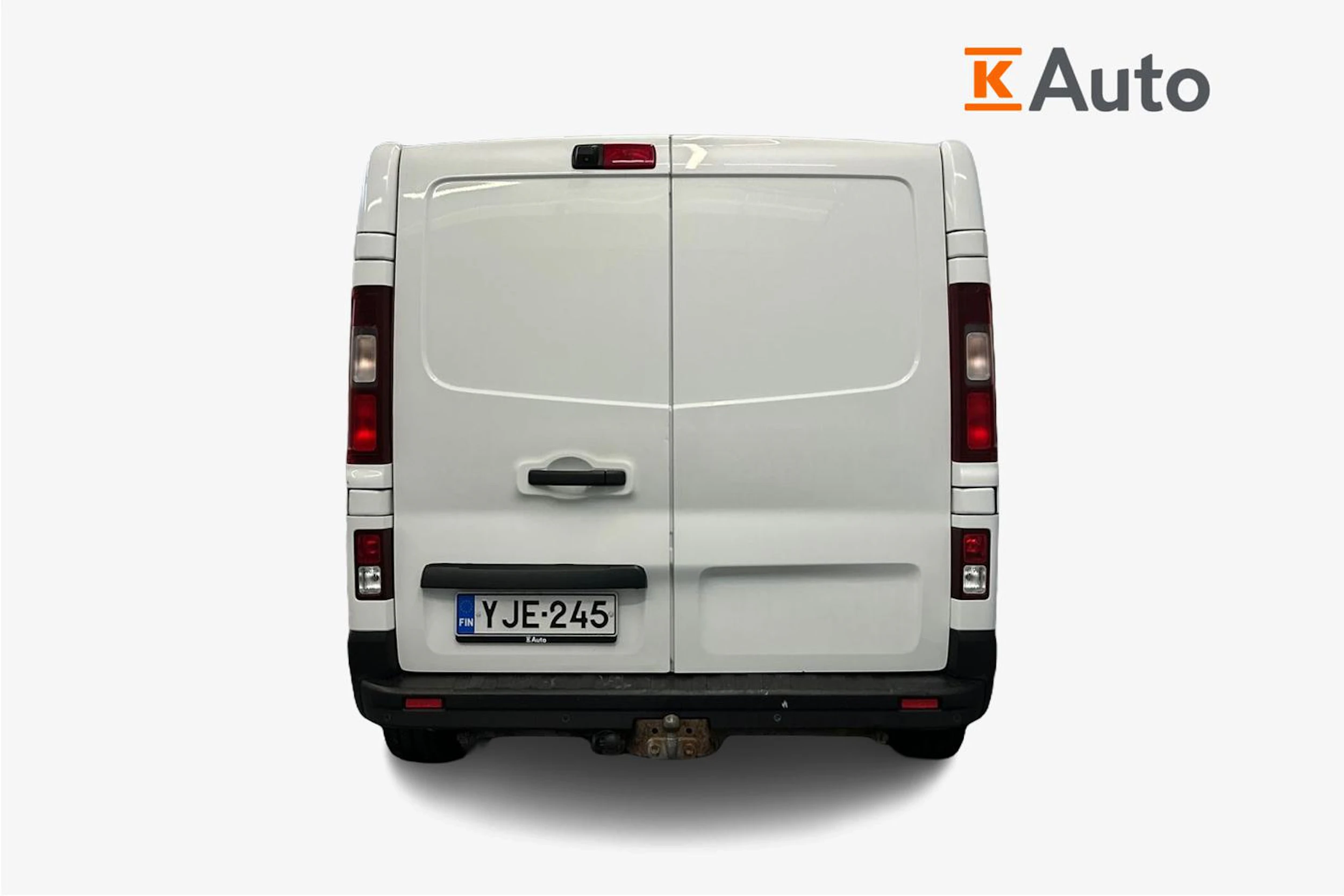 Valkoinen Renault Trafic 2016 kuva 4.