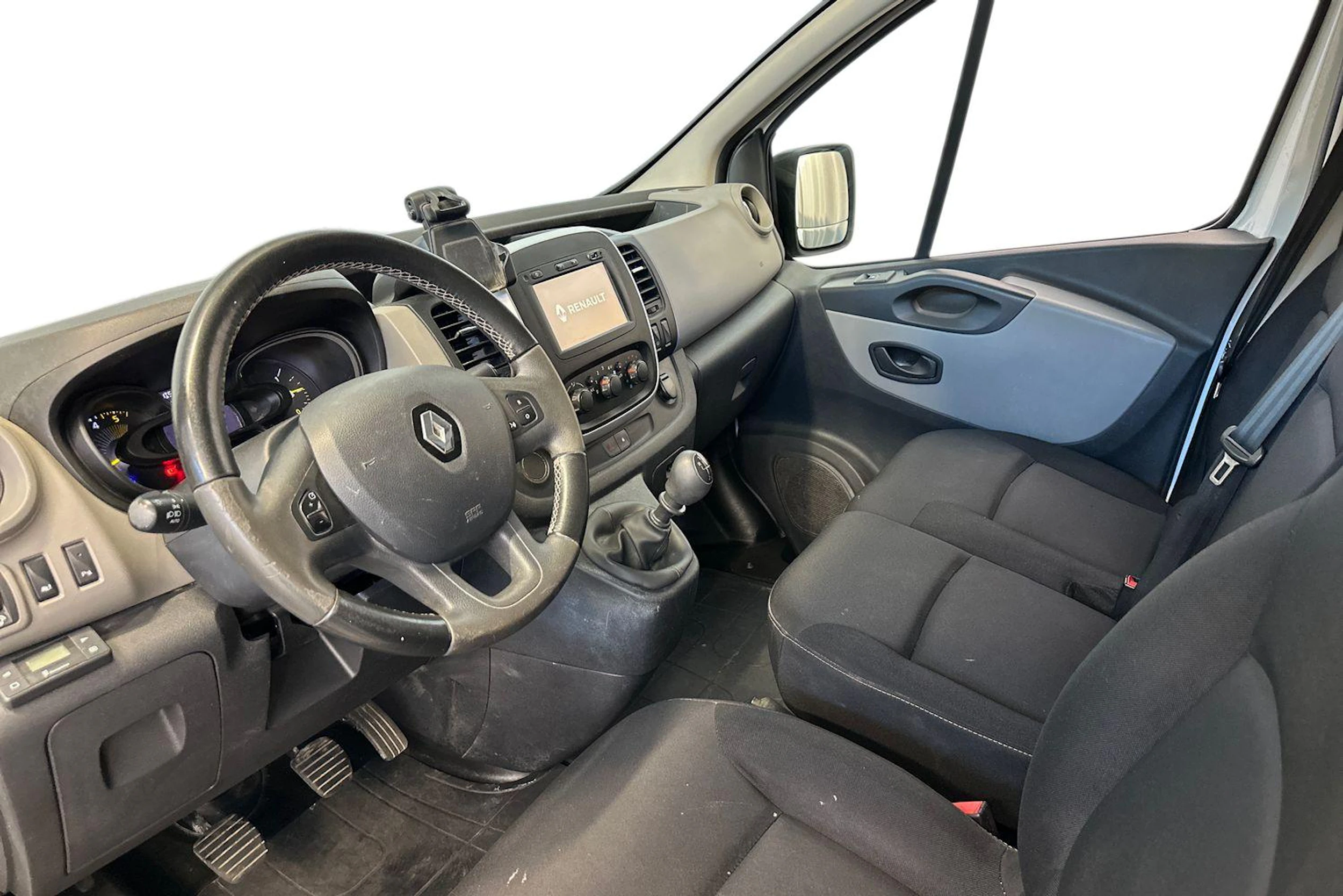 Valkoinen Renault Trafic 2016 kuva 8.