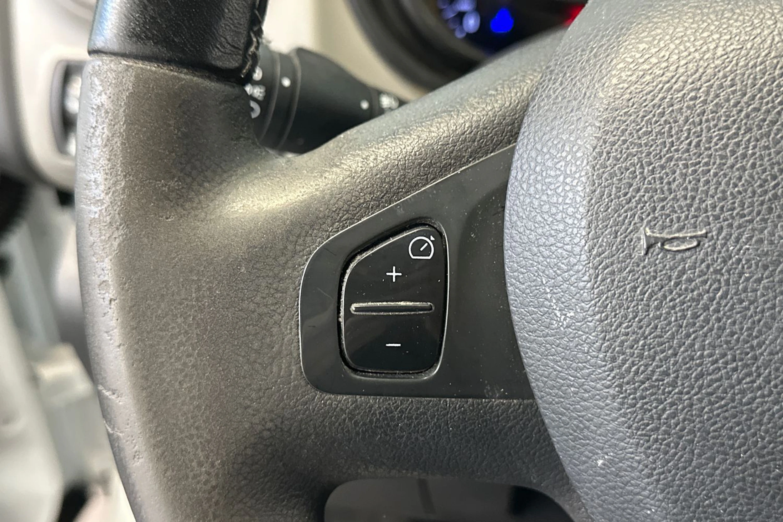 Valkoinen Renault Trafic 2016 kuva 19.