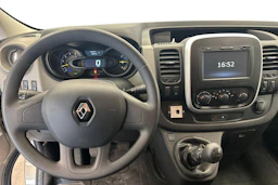 ruskea (beige) Renault Trafic 2016 kuva 7.
