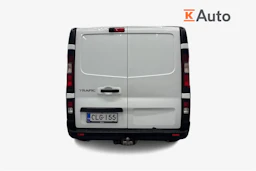 valkoinen Renault Trafic 2017 kuva 3.