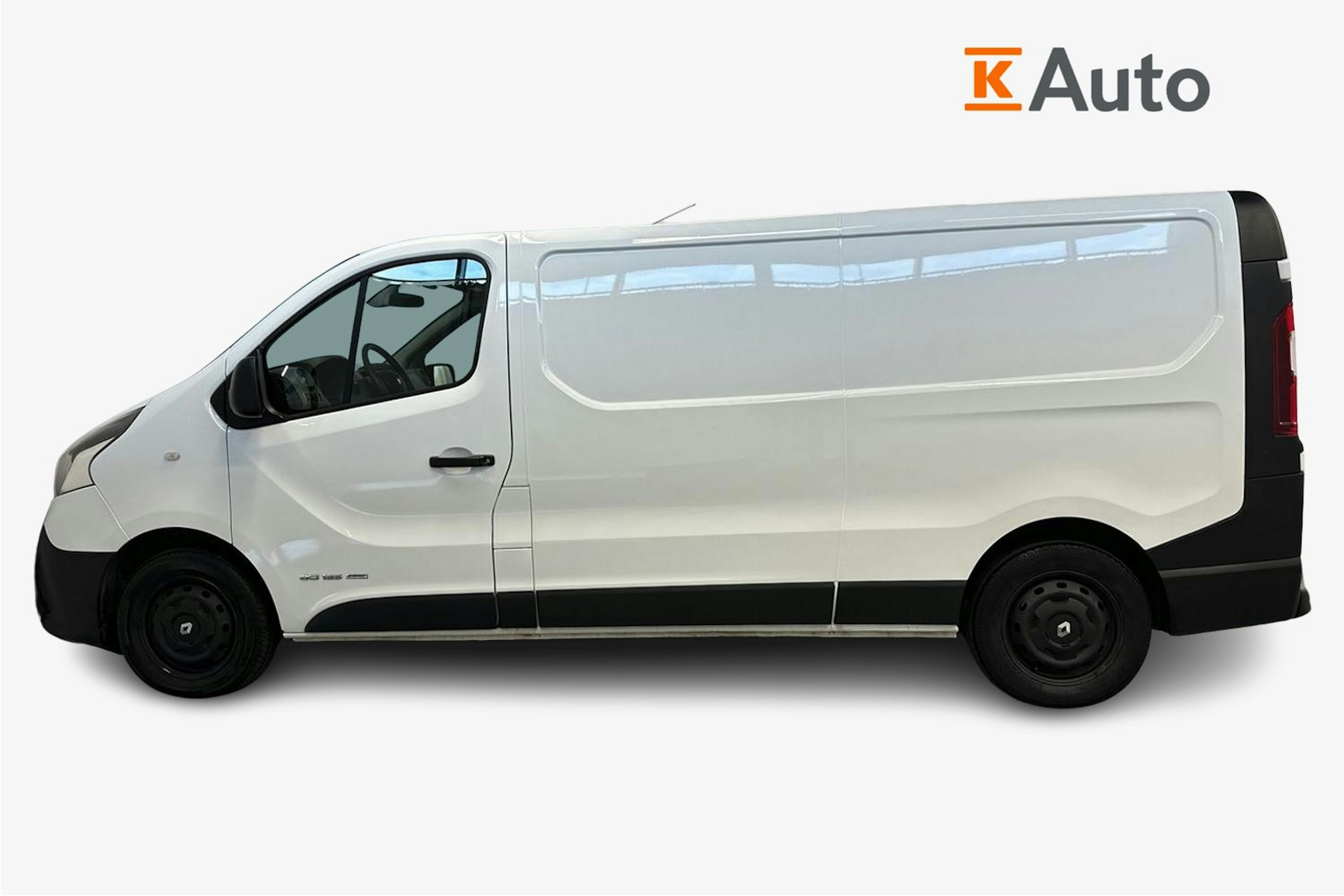 valkoinen Renault Trafic 2017 kuva 5.