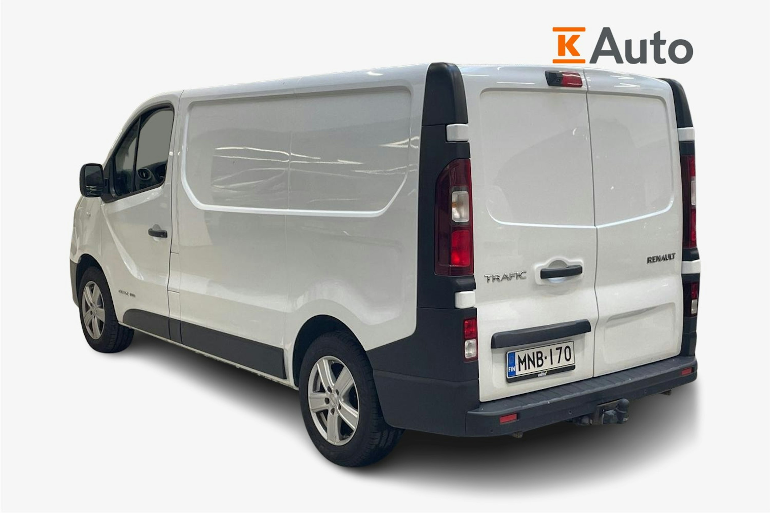 valkoinen Renault Trafic 2017 kuva 2.