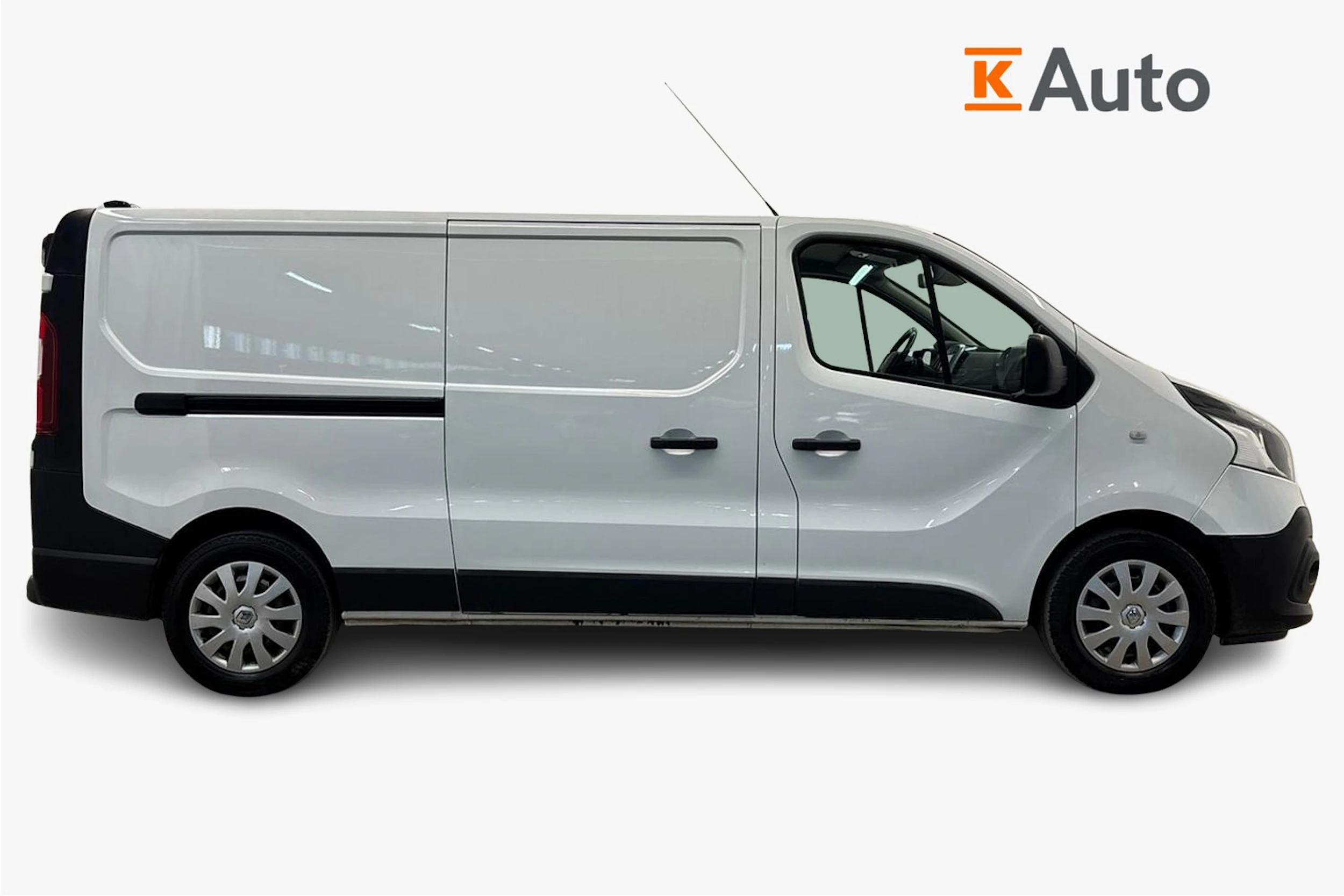 Valkoinen Renault Trafic 2017 kuva 5.