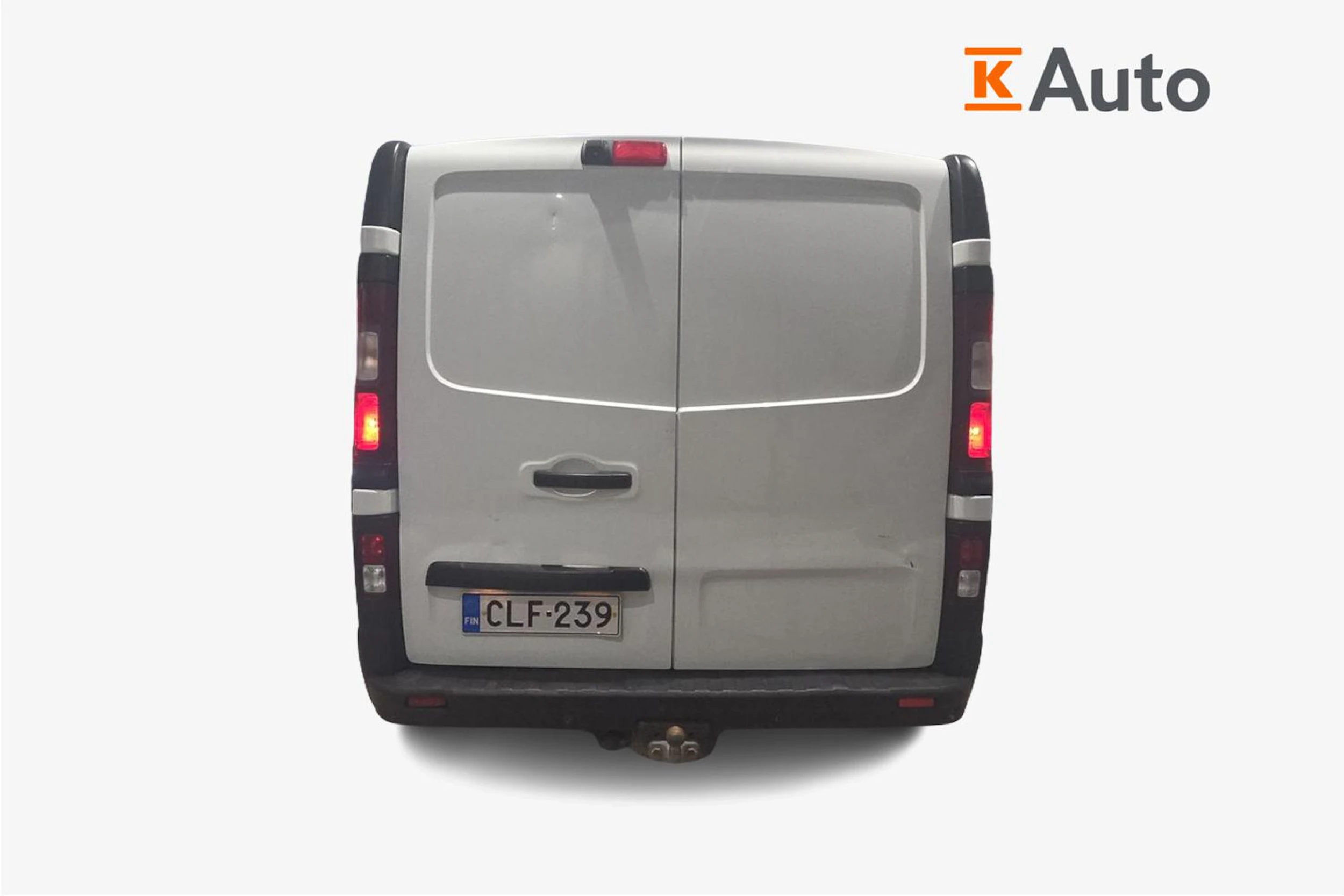 valkoinen Renault Trafic 2018 kuva 4.