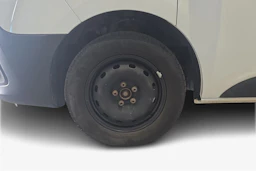 valkoinen Renault Trafic 2018 kuva 12.