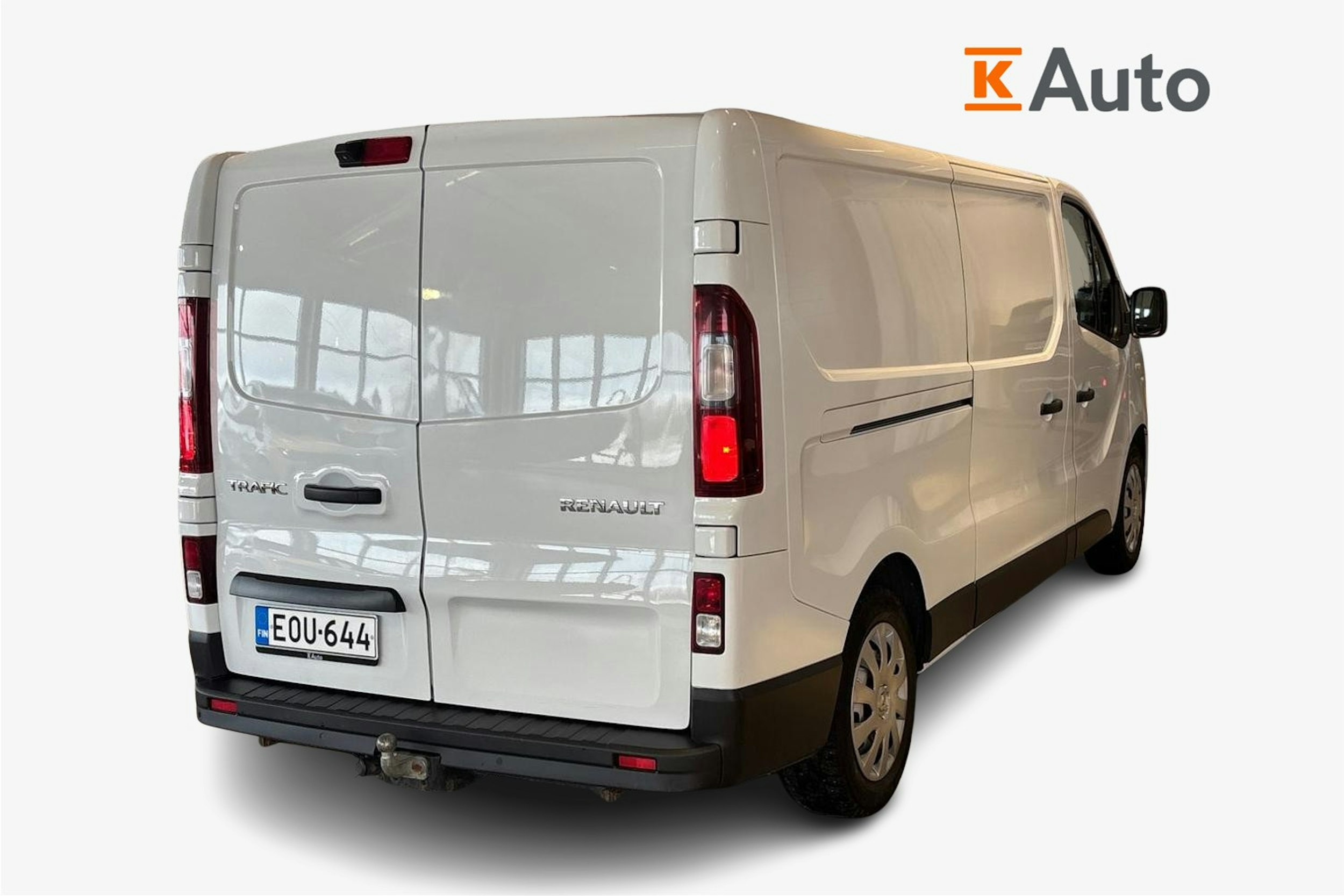 Valkoinen Renault Trafic 2018 kuva 3.