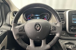 valkoinen Renault Trafic 2018 kuva 18.