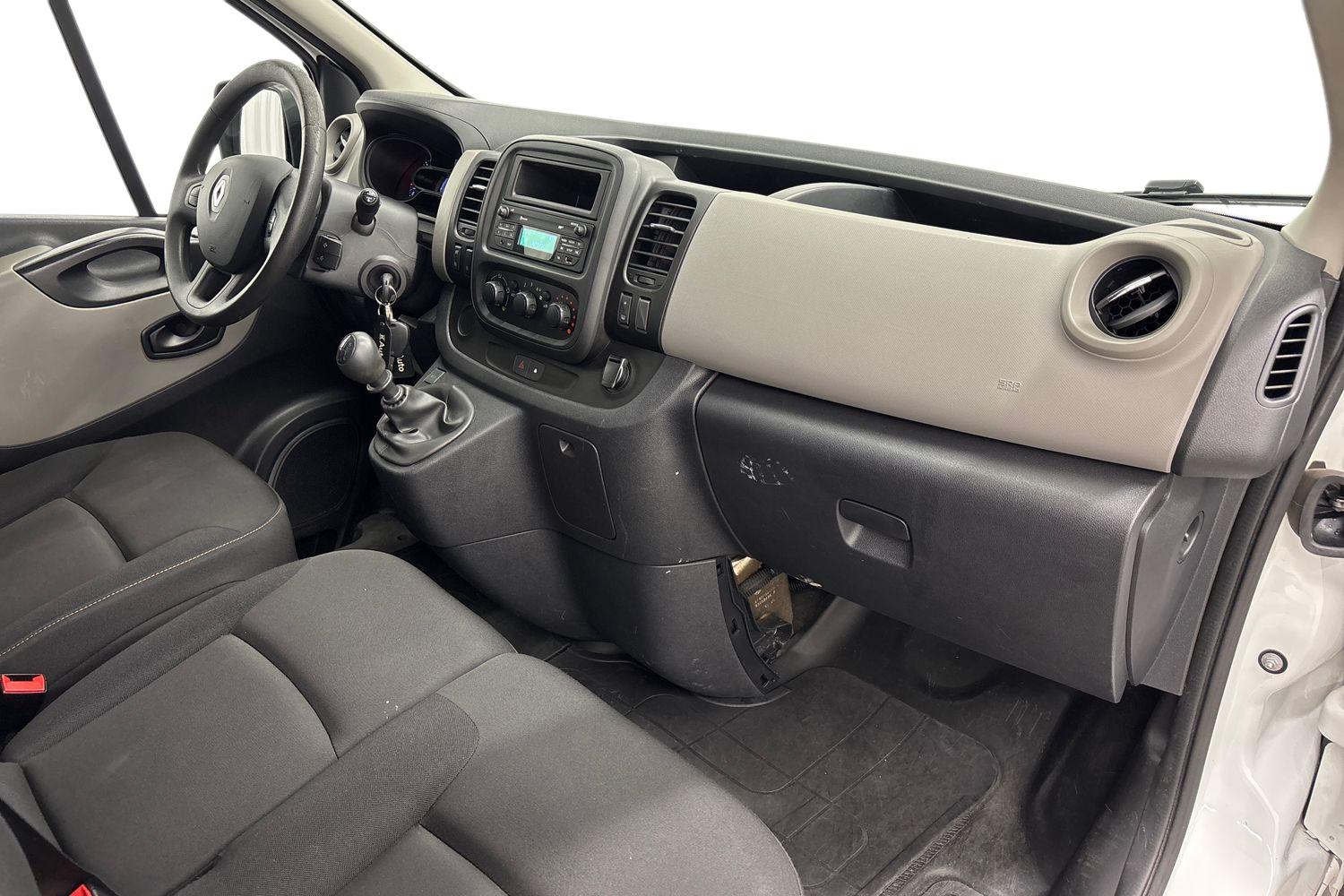 Renault Trafic dCi 125 TwinTurbo 6,0 m3 2018, photo 7/22