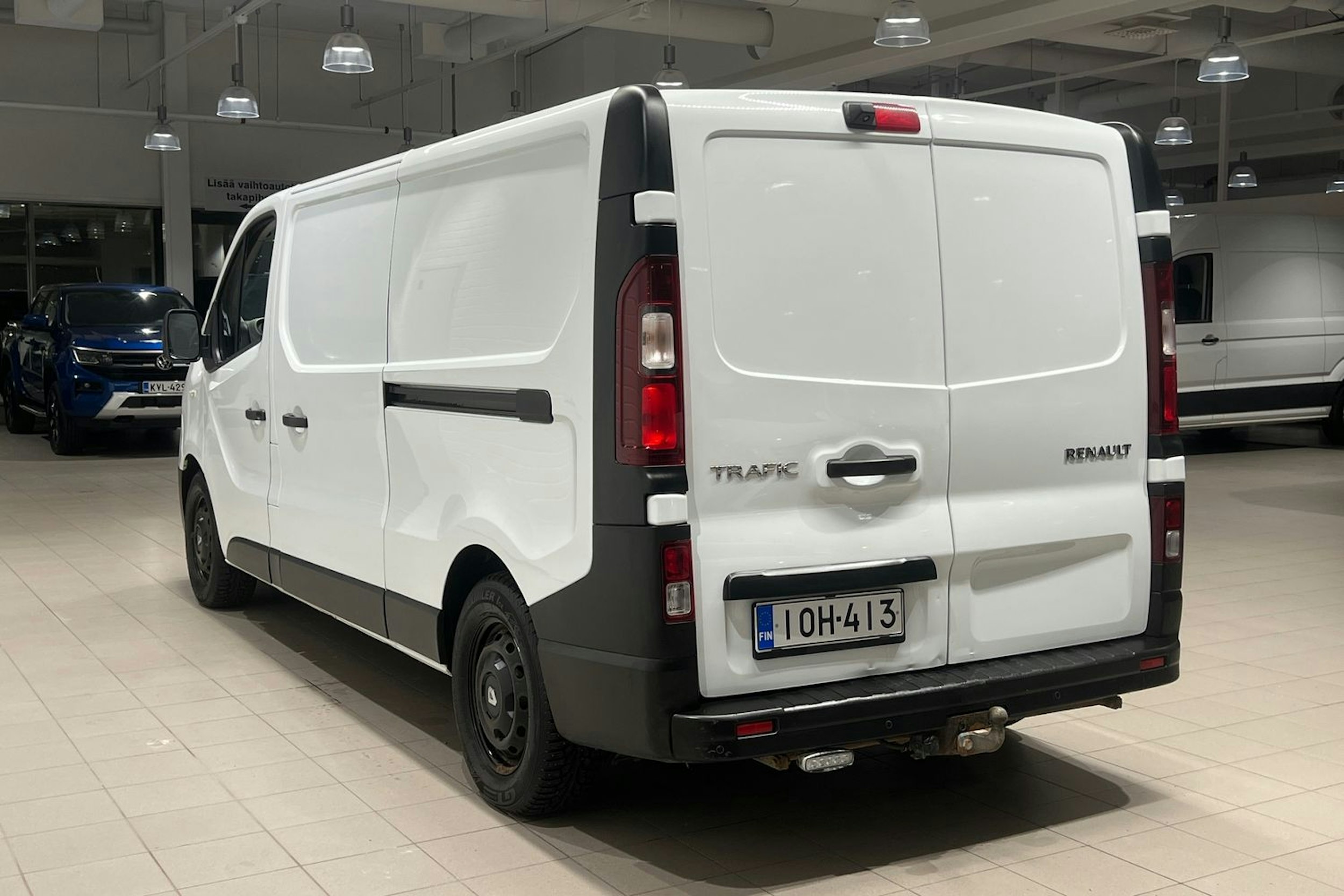 Valkoinen Renault Trafic 2018 kuva 18.