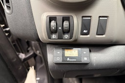 harmaa Renault Trafic 2018 kuva 17.