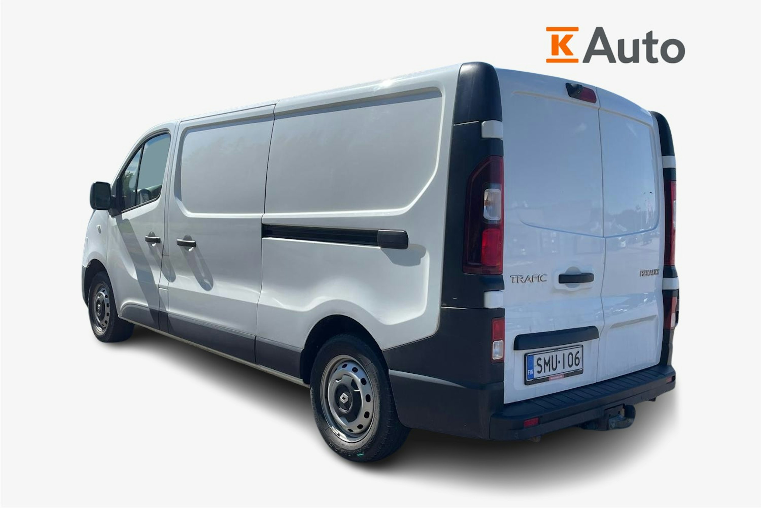 valkoinen Renault Trafic 2018 kuva 2.