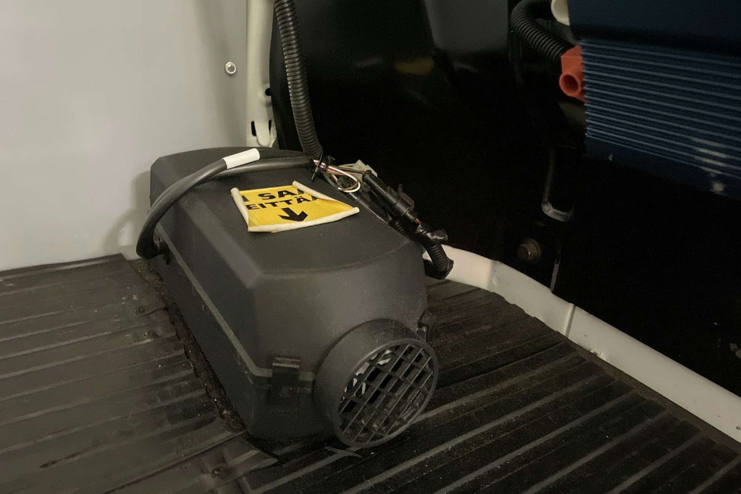 valkoinen Renault Trafic 2018 kuva 21.