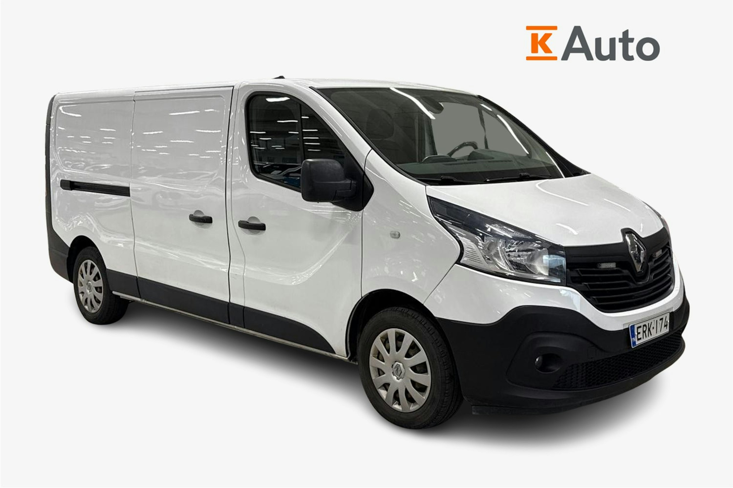 Valkoinen Renault Trafic 2019 kuva 1.