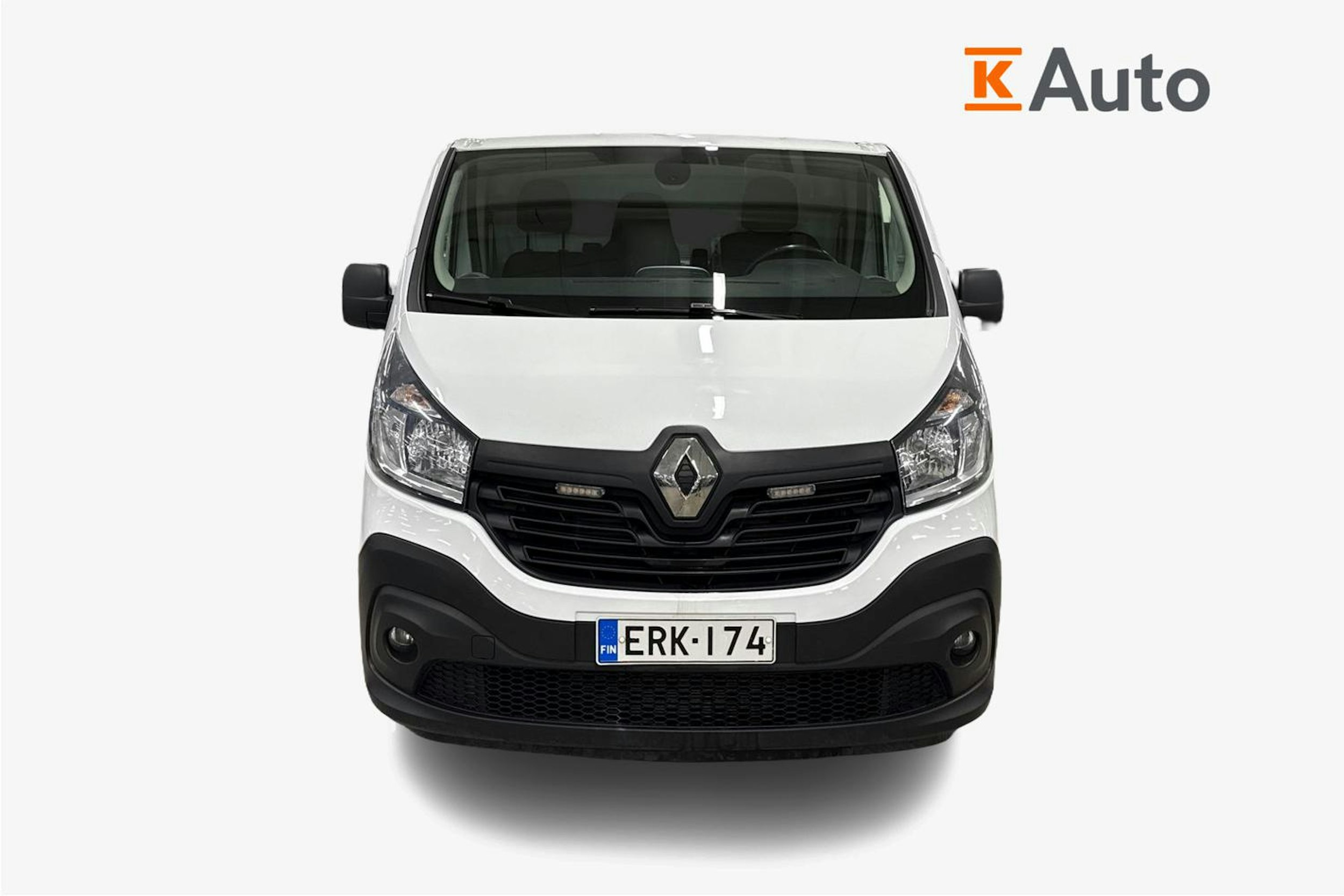 Valkoinen Renault Trafic 2019 kuva 5.