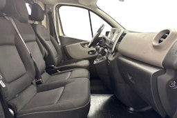 ruskea (beige) Renault Trafic 2019 kuva 9.