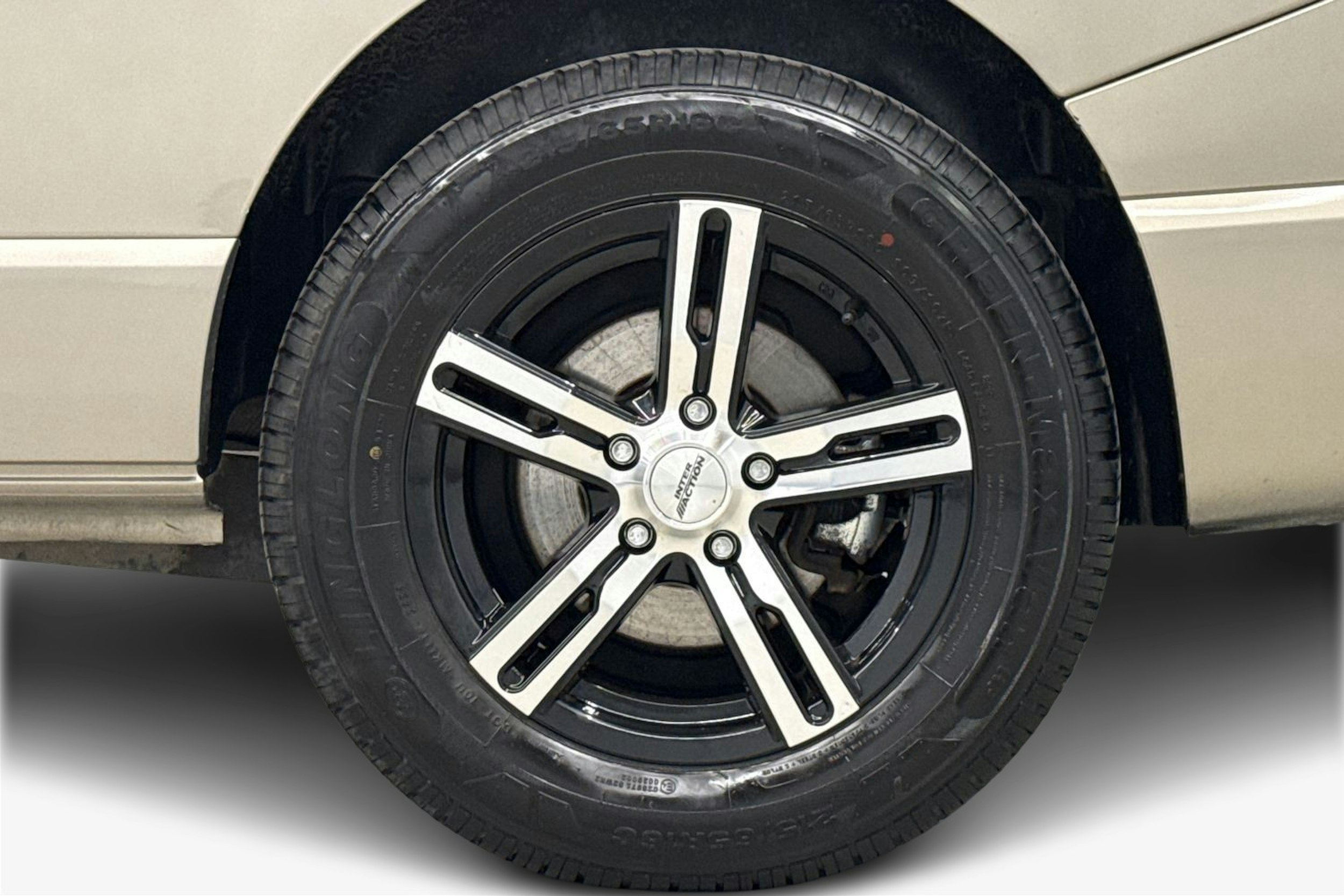 ruskea (beige) Renault Trafic 2019 kuva 11.