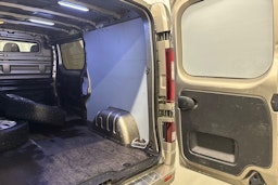 ruskea (beige) Renault Trafic 2019 kuva 23.