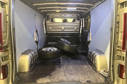 ruskea (beige) Renault Trafic 2019 kuva 24.