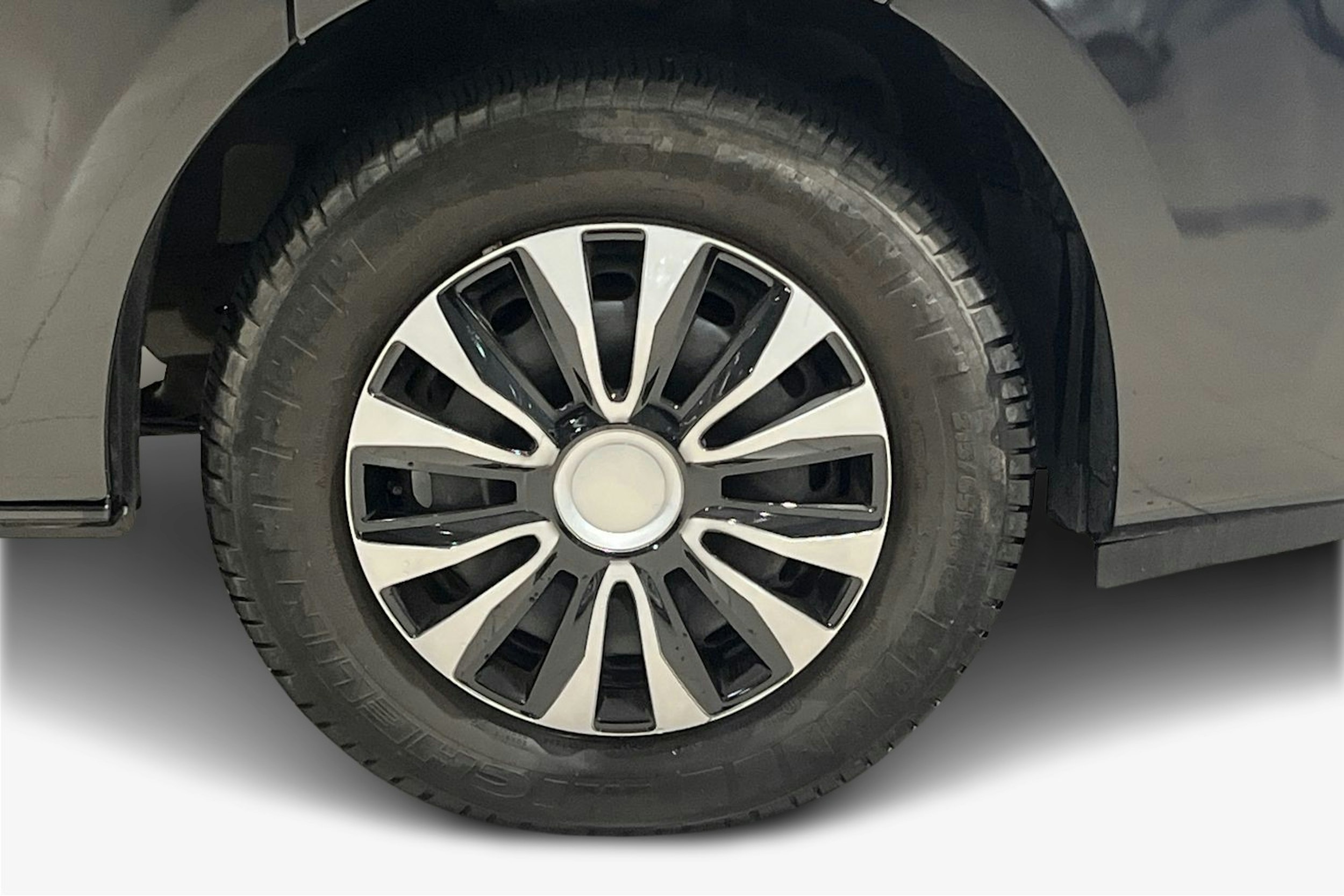musta Renault Trafic 2019 kuva 11.