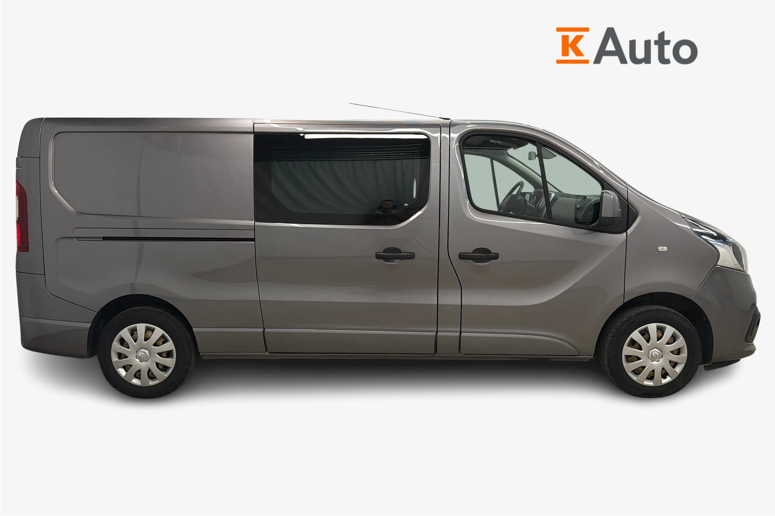 harmaa Renault Trafic 2019 kuva 5.