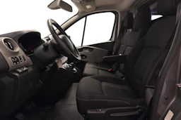 harmaa Renault Trafic 2019 kuva 8.
