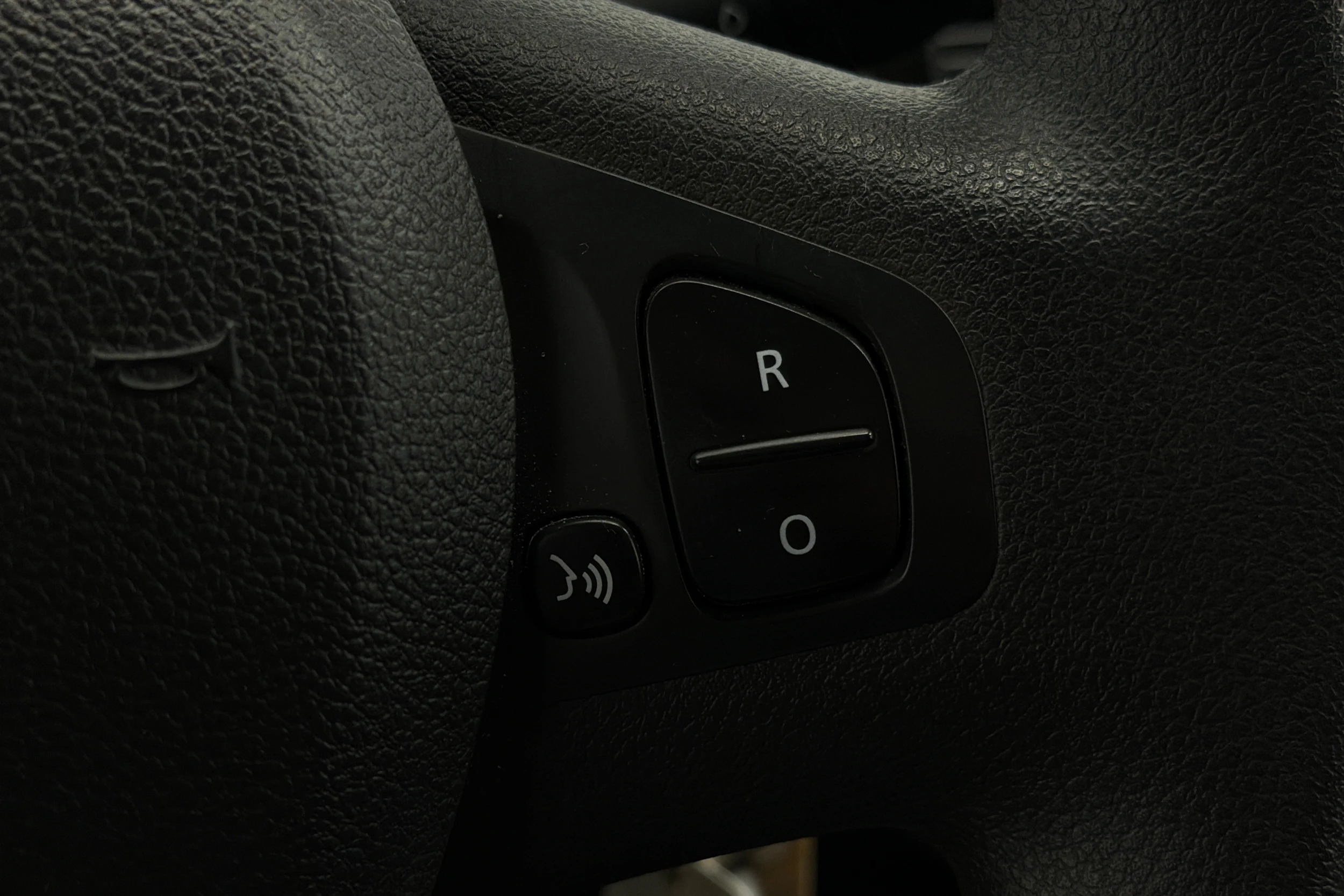 harmaa Renault Trafic 2019 kuva 14.