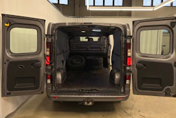 harmaa Renault Trafic 2019 kuva 20.