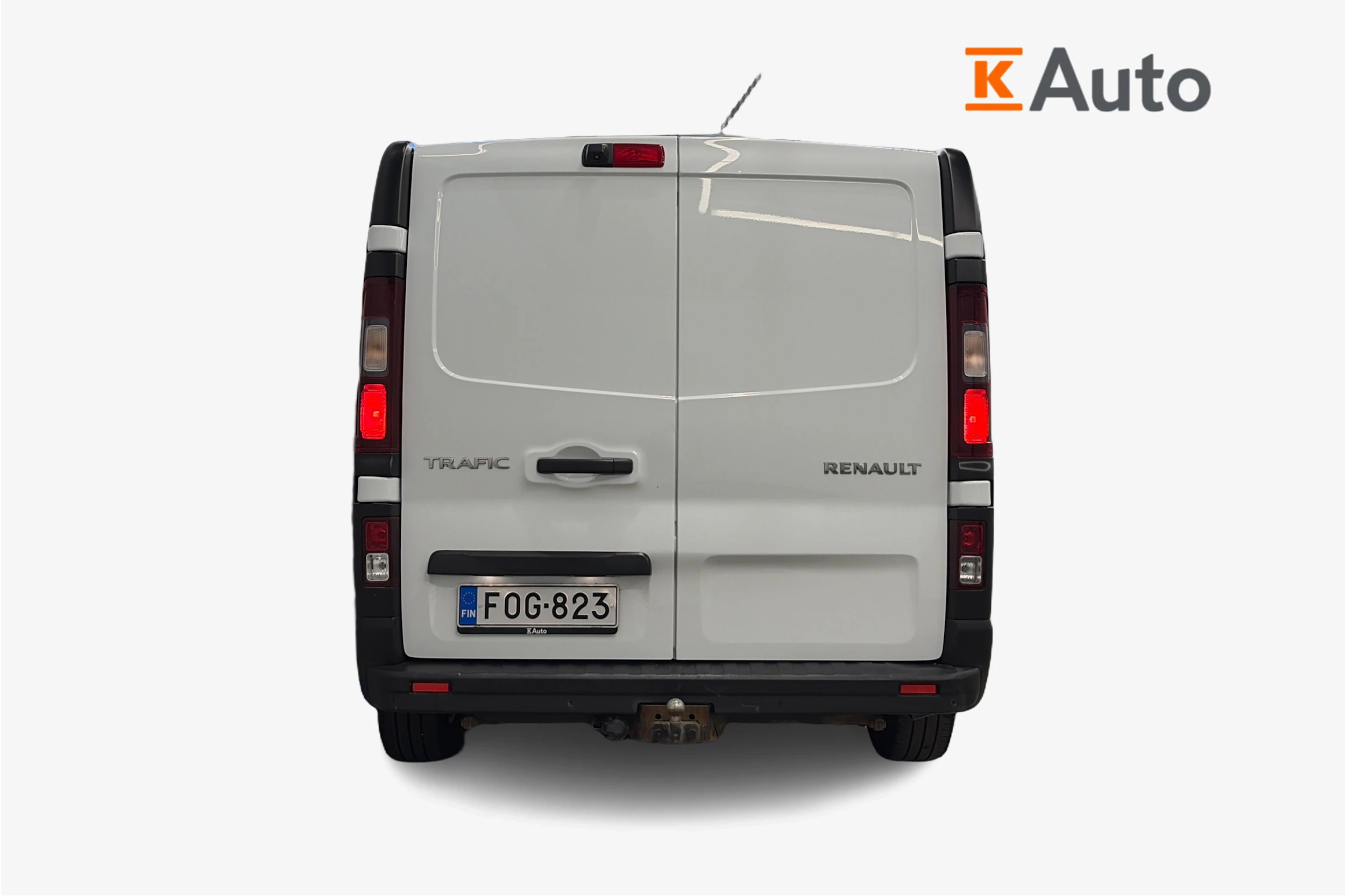 valkoinen Renault Trafic 2020 kuva 3.