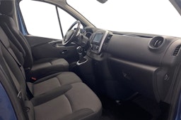 sininen Renault Trafic 2021 kuva 9.