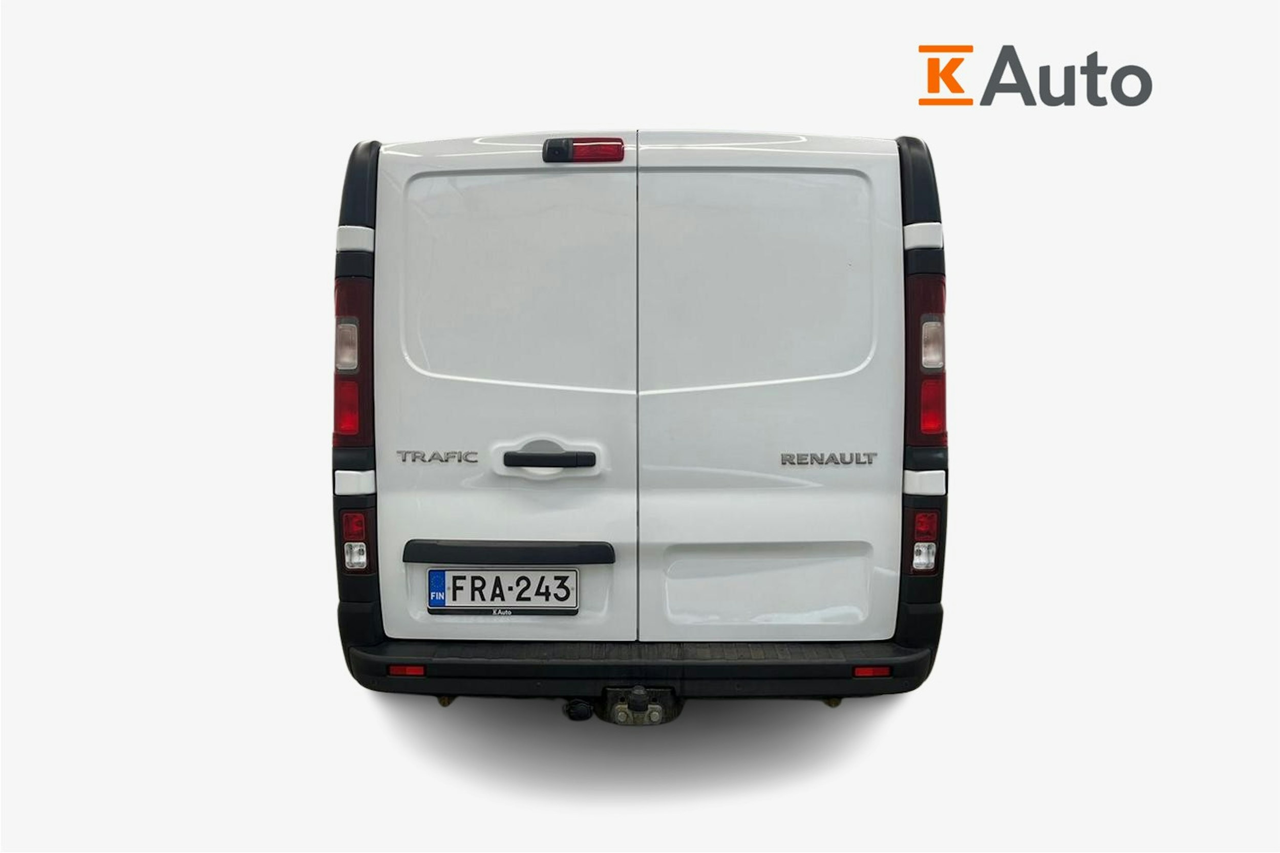 valkoinen Renault Trafic 2021 kuva 3.