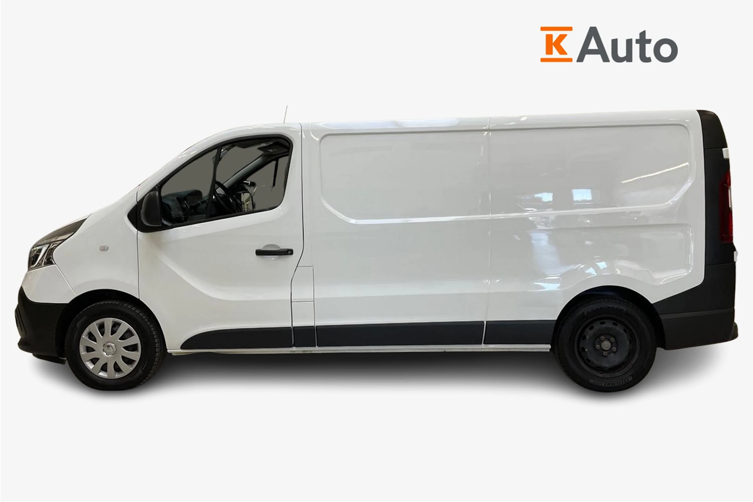 valkoinen Renault Trafic 2021 kuva 7.