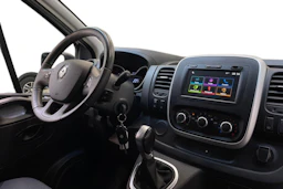 valkoinen Renault Trafic 2021 kuva 9.