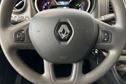 valkoinen Renault Trafic 2021 kuva 18.