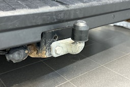 valkoinen Renault Trafic 2021 kuva 28.