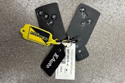 punainen Renault Trafic 2021 kuva 20.