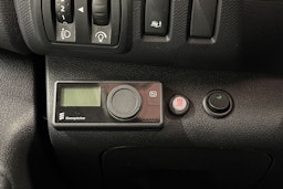 punainen Renault Trafic 2021 kuva 21.