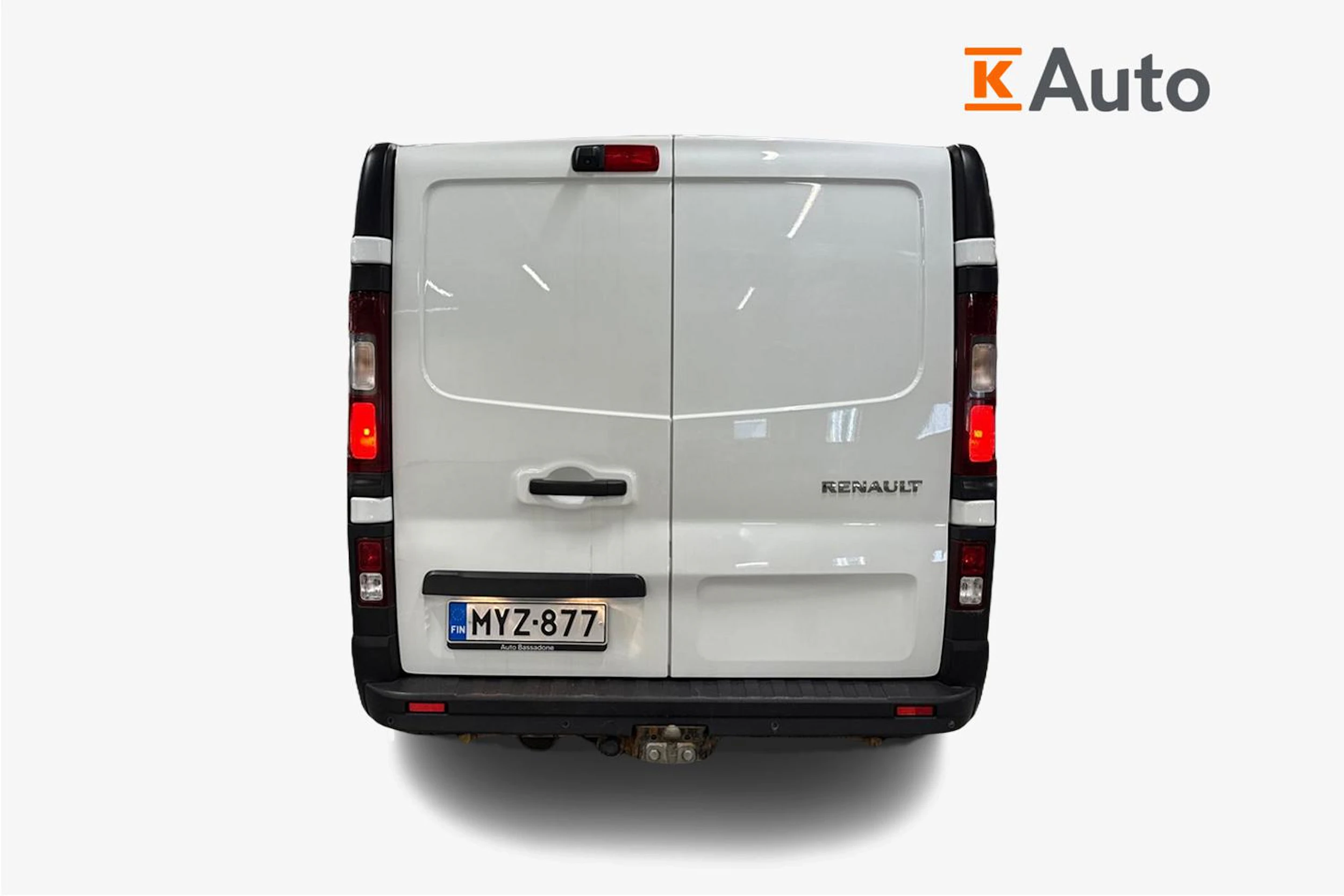 Valkoinen Renault Trafic 2021 kuva 4.