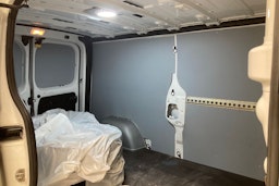 valkoinen Renault Trafic 2021 kuva 10.