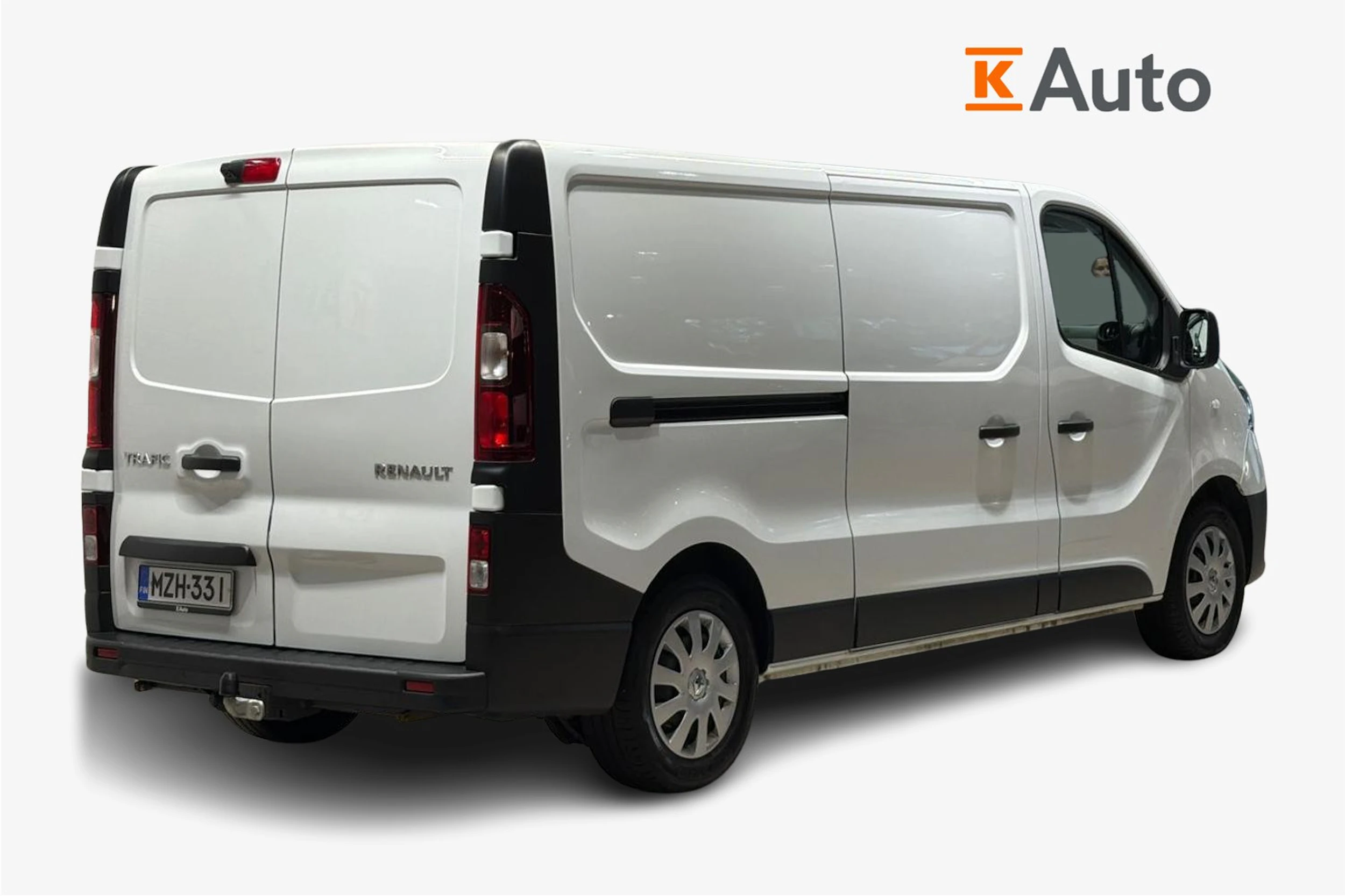 valkoinen Renault Trafic 2021 kuva 3.