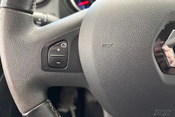 musta Renault Trafic 2021 kuva 17.