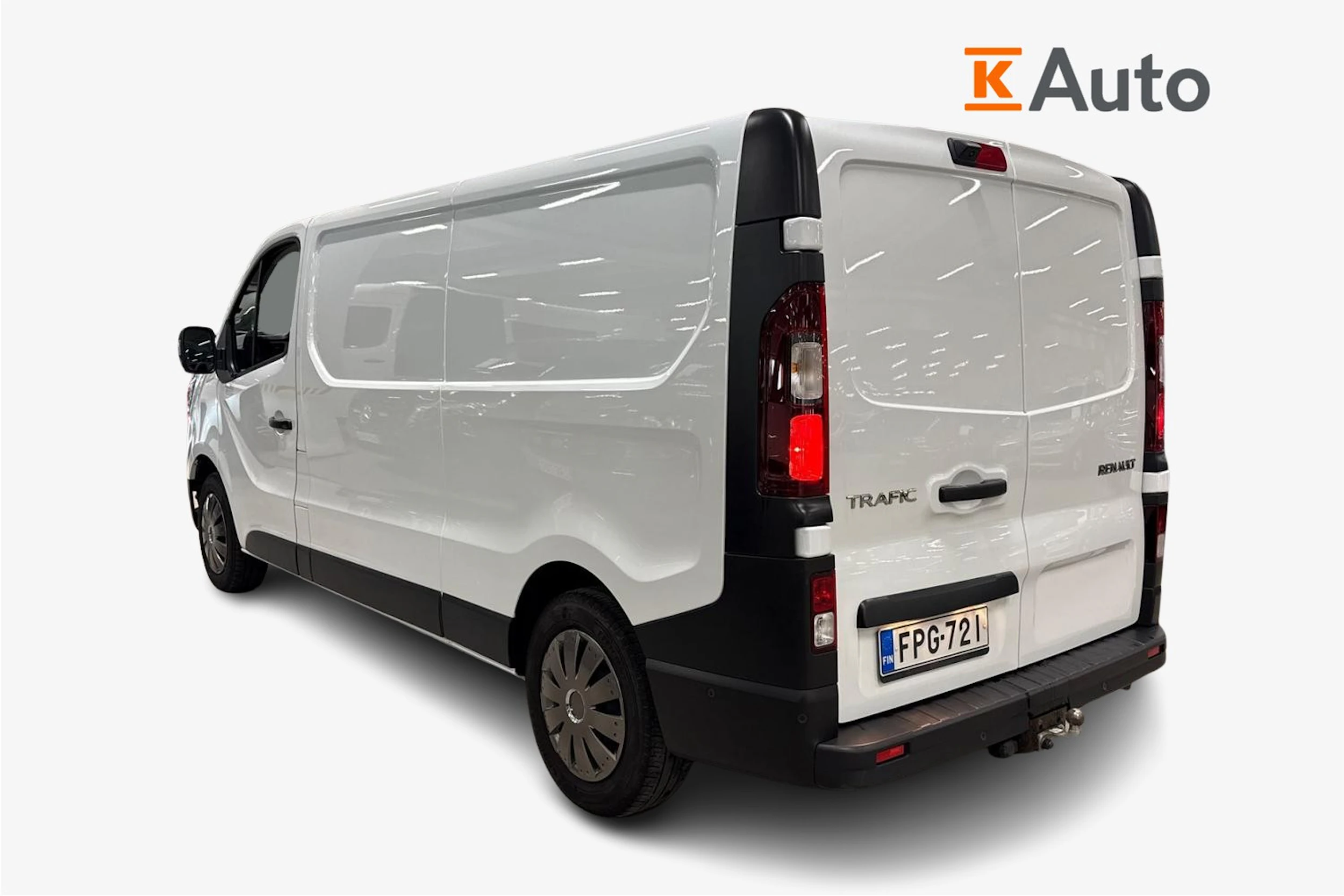 valkoinen Renault Trafic 2022 kuva 7.